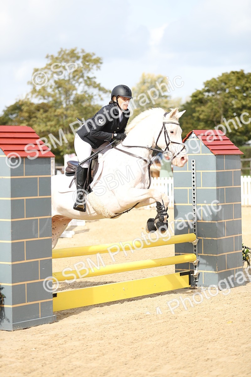 SBM_08418 - J30 - Senior Horse & Pony 70cm Championship