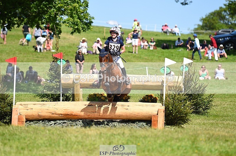 230527-143224-10118 - 329-VINTAGE_GRAFFITI-Alice_Hallows-XC