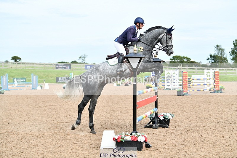 240915A-165102-11122 - Cls 30 Snr Foxhunter