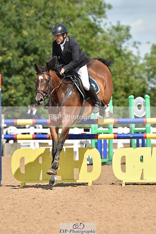 230720A-110136-02300 - Cls 29, 6 Yr Olds 1.20m