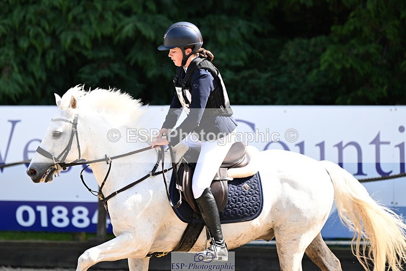 240824X-113643-25310 - 70cm Round 2 10.30 to 12.10