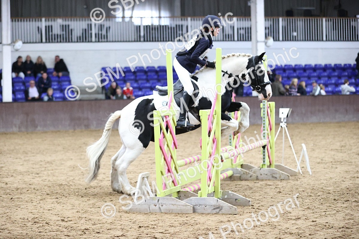 SBM_001532 - Class 5 - Henlow Veterinary Hospital 70cm