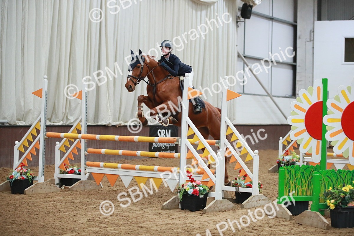 SBM_000998 - Class 4 - Senior Newcomers - 1.10m Open