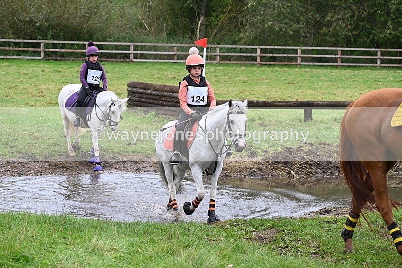 WJ6_4882 - Time at Photographer 12:17 to 12:30