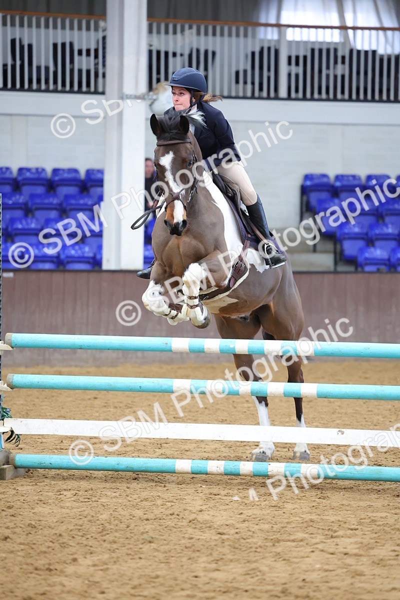 SBM_009716 - Class 20 - Senior British Novice/ 90cm Open - First Round (0.90m)