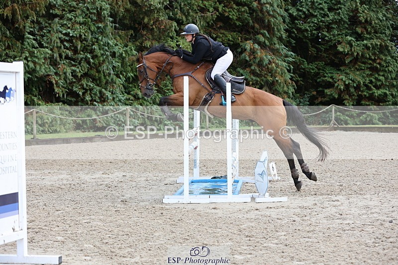 250831A-133528-10327 - Cls 42 Snr 1m Grand Prix