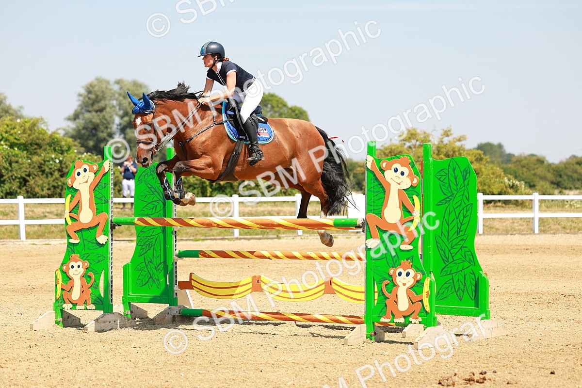SBM_002098 - Class 5 - Senior Foxhunter - 1.20m