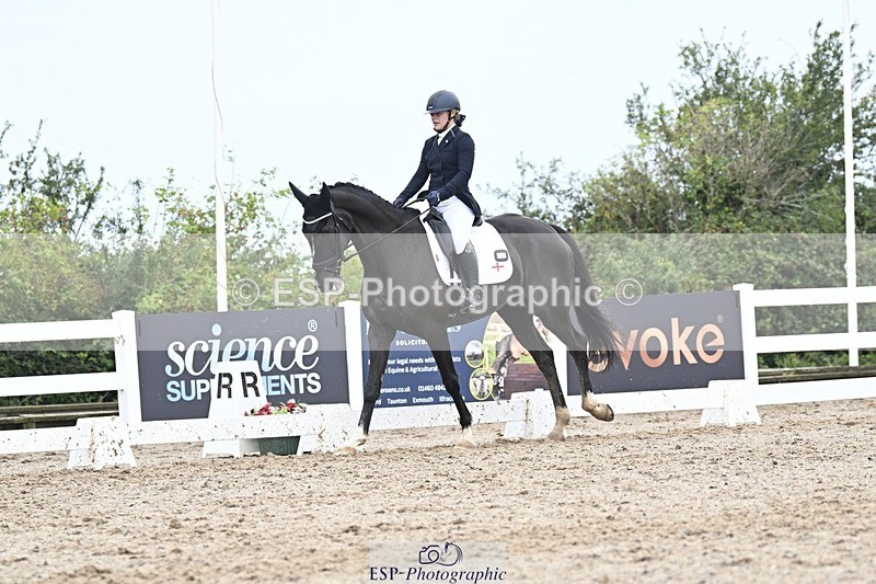 250907-124553-08136 - 034-Jasmine.SmithNigrasine.Rain