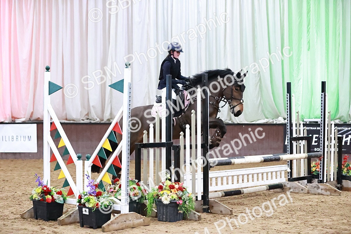 SBM_000111 - Class 1 - Pony Intro 70cm