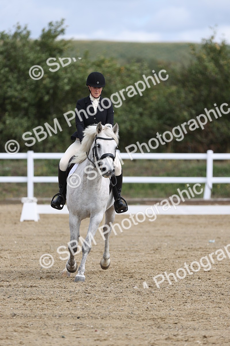 SBM_001451 - Class 2 - Intro 4 Champs - 10.56-11.44