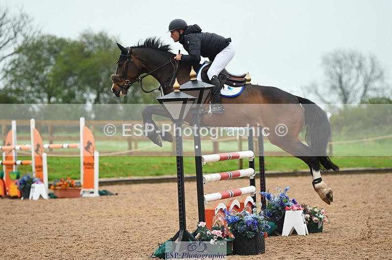 230505A-100714-02833 - Cls 20 Snr Foxhunter