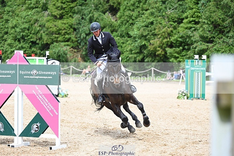 240525-144534-15857 - 507-DASSETT_ROCK_STAR-Tom_D_Crisp