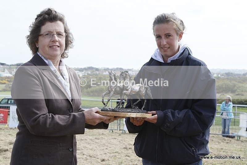  GRD 030510 254 - Guernsey Race Day 03/05/10