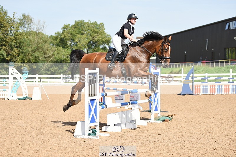 230906A-123926-00273 - Newcomers & 1.10m Open