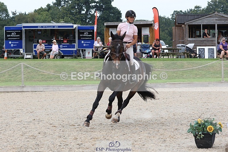 230908-155928-02703 - Cls 8 Snr 1.05m Open