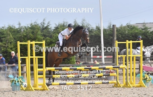 JAC_3517 - CLASS 3 Senior British Novice/ 90cm Open