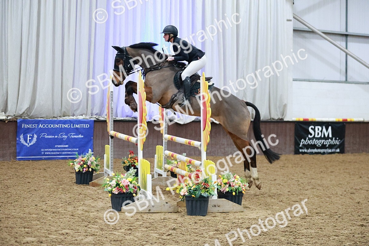 SBM_004514 - Class 17 - Senior Newcomers - 1.10m