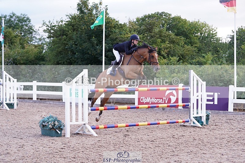 250628-202700-08592 - Cls 26 Pony Foxhunter & 1.10m Open