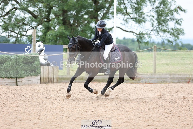 250629-132123-12106 - Cls 28 Pony Foxhunter Jump Offs & Presentations