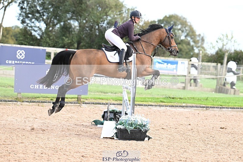 251005-150424-04038 - Cls 21 Newcomers and 1.10m