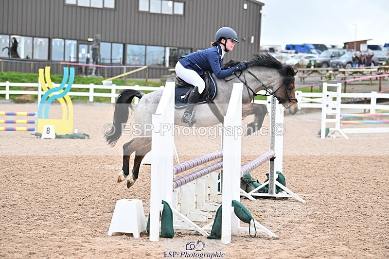 240309A-102136-00081 - Cls 1 Pony Intro 70cm