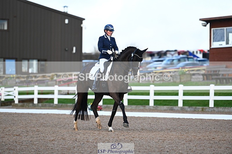 240218A-145638-08966 - 280-Nicola.Buchanan-ST.GILES.DARK.MAGIC