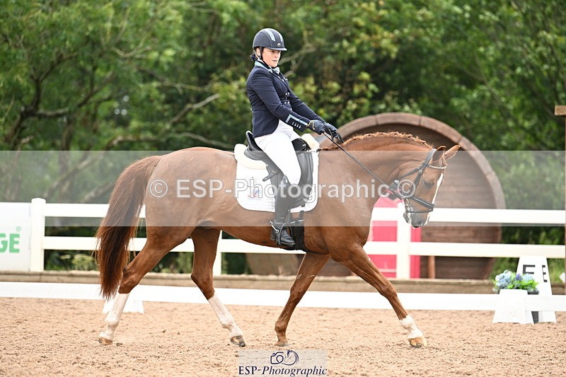 240815A-114718-00856 - 159-Verity.Perry-Bianchi