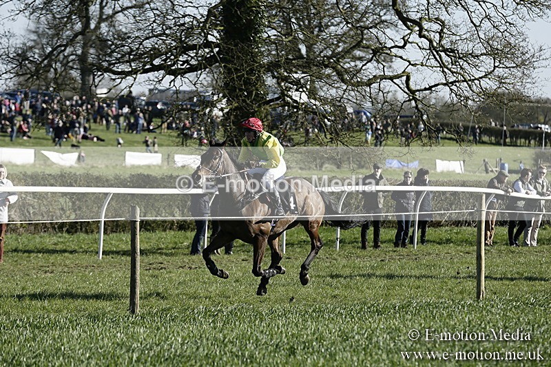 PtP 250317 405 - V.W.H. Hunt Point-to-Point Siddington 25/03/17
