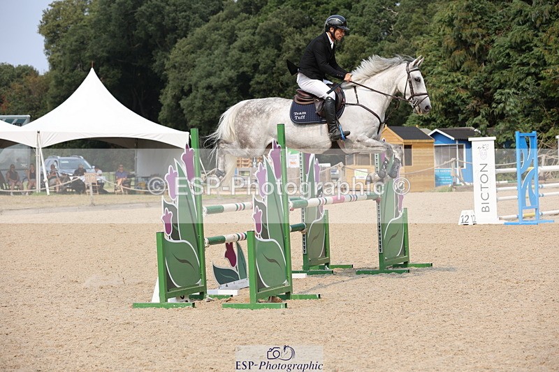 250816A-150422-02274 - Cls 8 Snr Newcomers