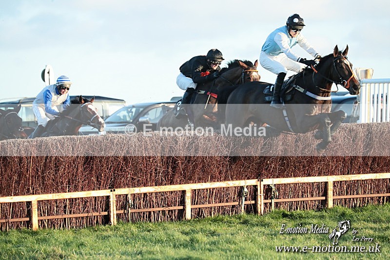 PtP 301125  0944 - Hursley Hambledon Point-to-Point Larkhill Racecourse 30/12/2025