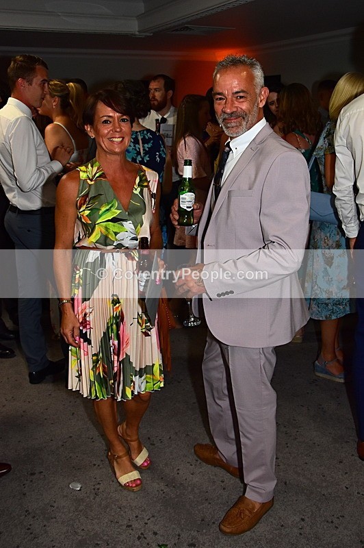 CON-836 - Toni & Liam