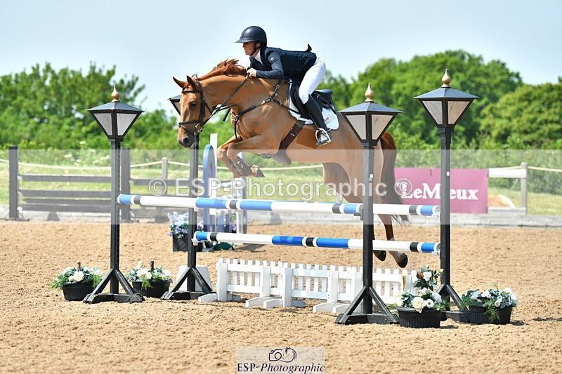 230609A-121512-00818 - Cls 2 Newcomers