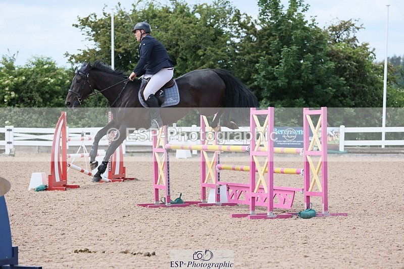 250528-122013-00649 - Cls 3 Snr 1.05m Open