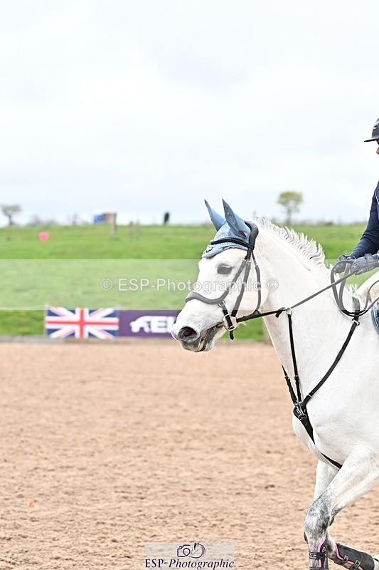 250414-112930-00557 - 90cm Round 1