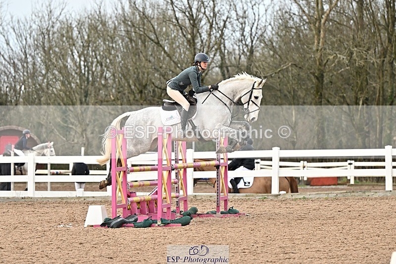 250111-133549-00450 - Cls 12 Newcomers and 1.10m Open