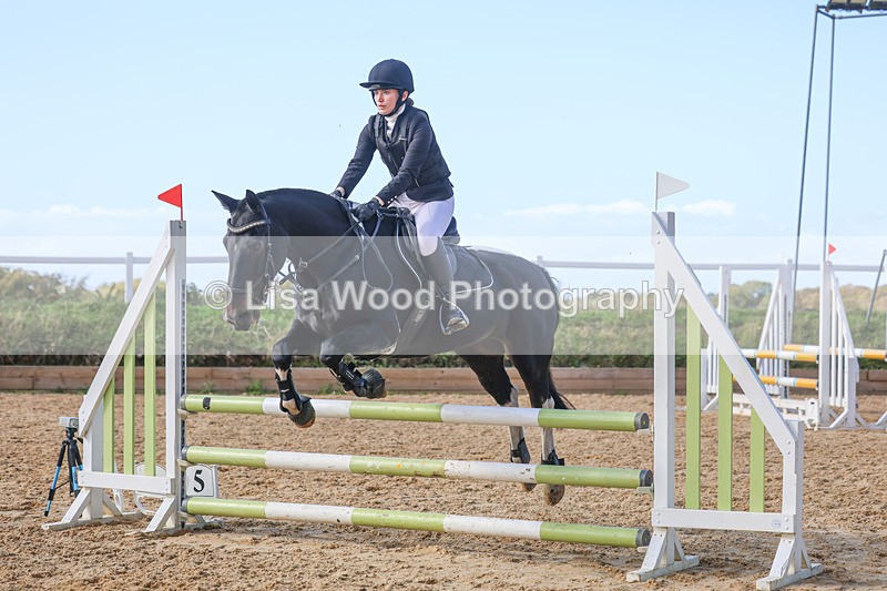 3E7A5091 - Class 9: 80cm Senior