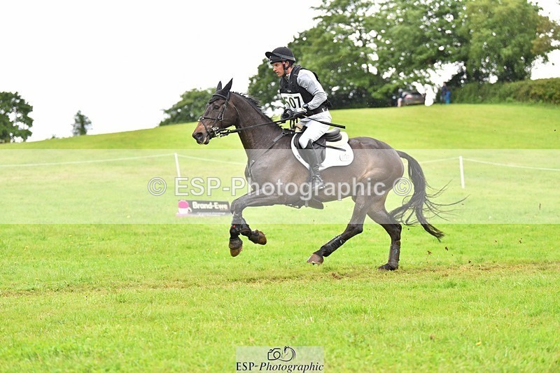 240526-143800-23521 - 507-DASSETT_ROCK_STAR-Tom_D_Crisp