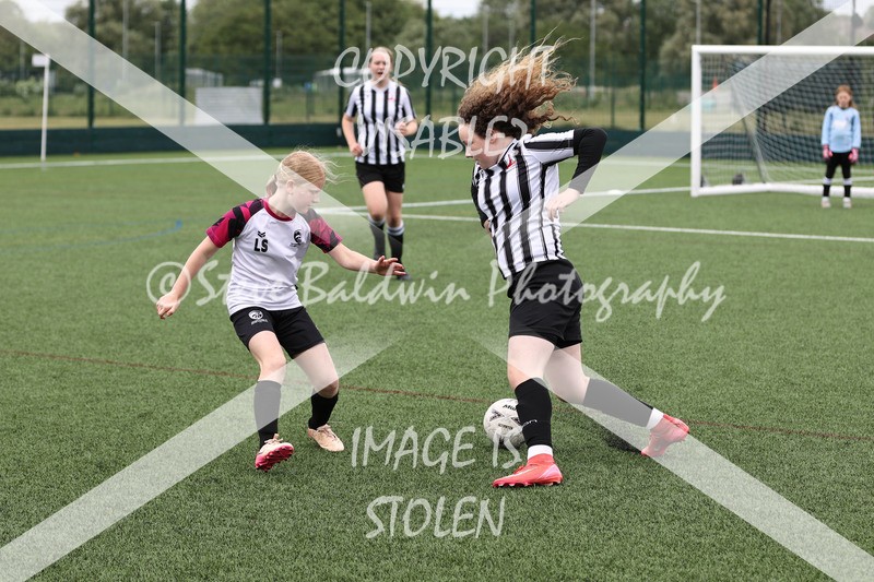 1DX31236 - Sat 6th U12 Girls