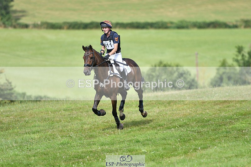 240804-161715-17334 - 611-Max_Forster-FLO_CORMINT