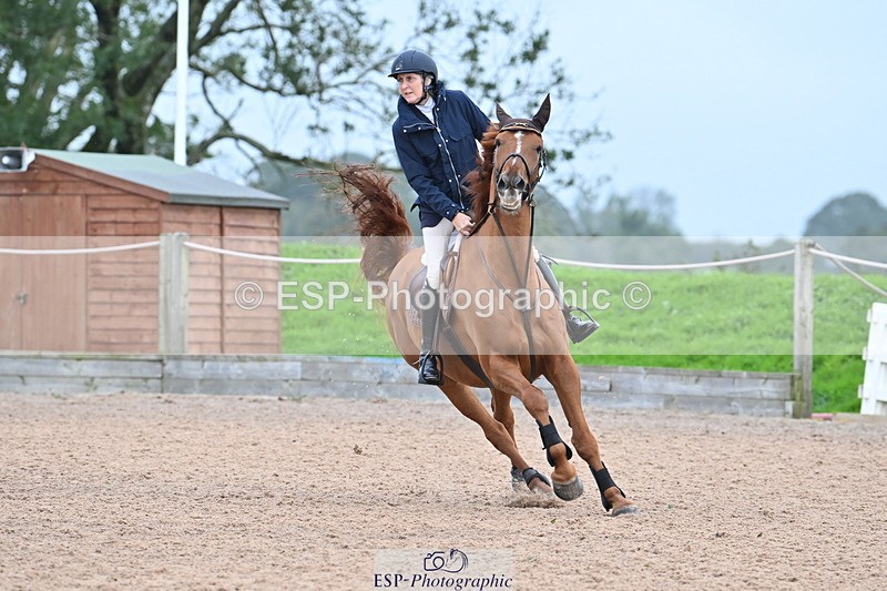 231013A-150236-02884 - Cls 9 Foxhunter & 1.20m Open