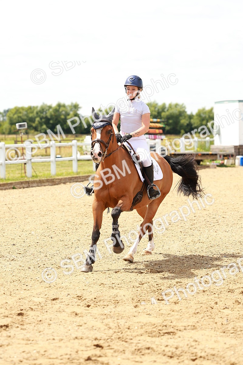 SBM_002849 - Class 14-15 - GFS Senior Newcomers - 1.10m - Senior 1.15m Open