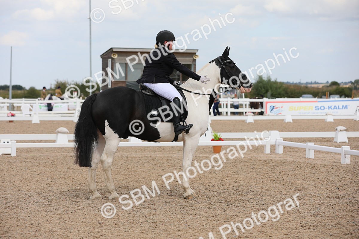 SBM_05613 - Class 32 Novice 1