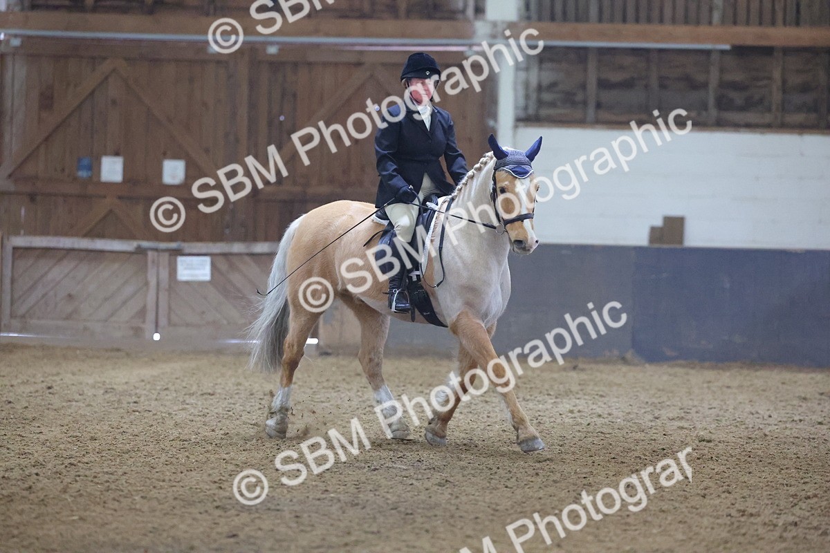 SBM_003115 - Class 9-10 - MQ U21 Open Novice 1