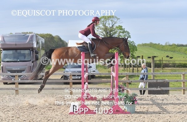 BPP_4003 - CLASS 9 - FRI - Senior Newcomers/ 1.10m Open