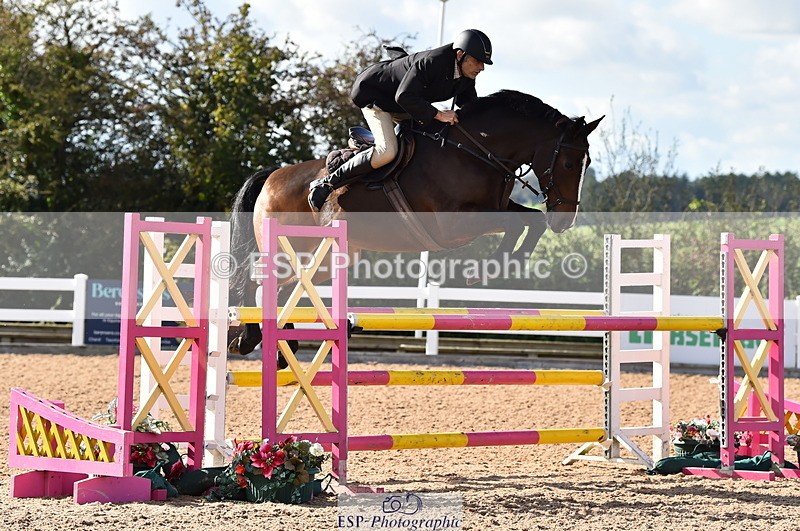 231014A-141740-05262 - Cls 15 1.05m Amateur Q 2nd R