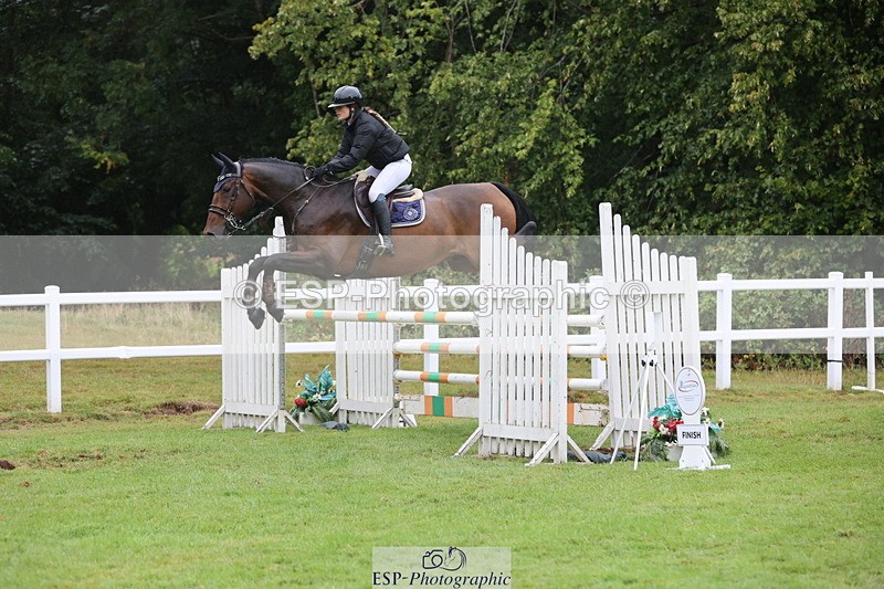 250830A-142646-06988 - Cls 16 Snr Newcomers and 1.10m Open