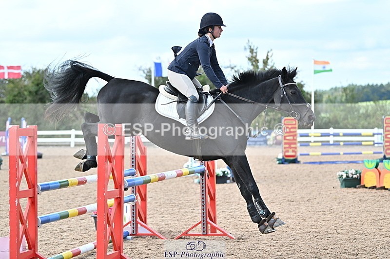 241005A-124450-03817 - SAT Cls 18 1.05m Amateur Quali