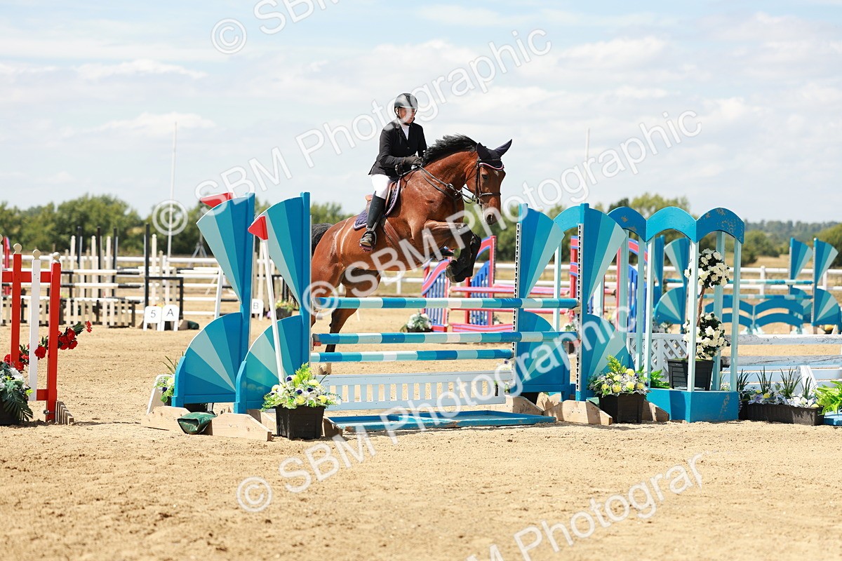 SBM_007392 - Class 3 - Senior Newcomers - 1.10m Open