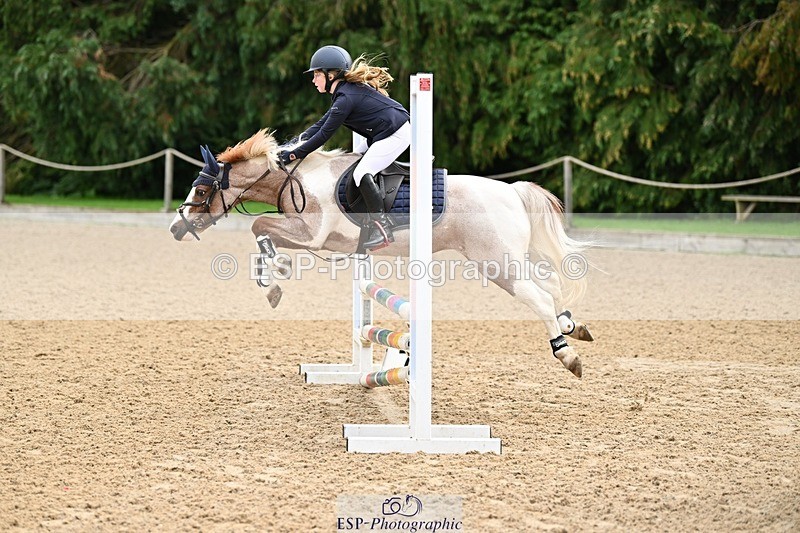 230930-094537-00103 - Cls 1 Pony Intro 70cm