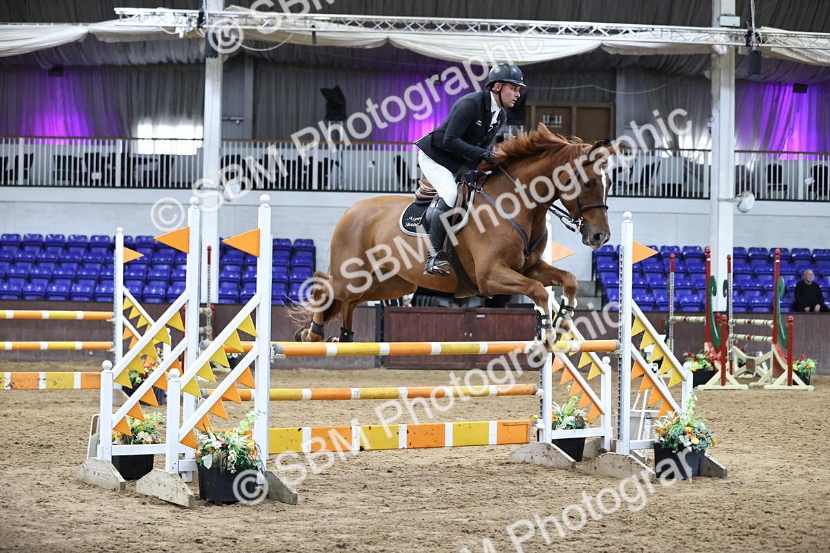 SBM_001853 - Class 4 - Senior Newcomers - 1.10m Open